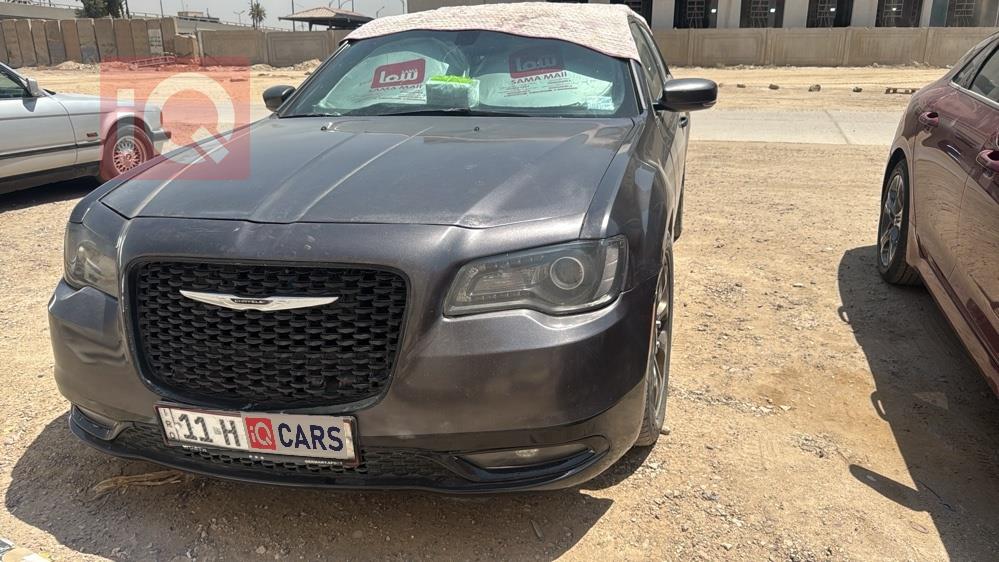 كرايسلر 300